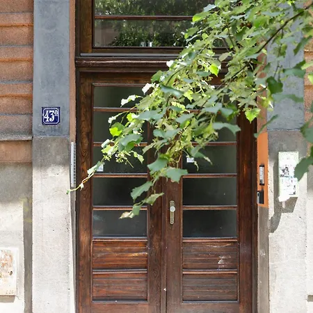 Grand Apartment